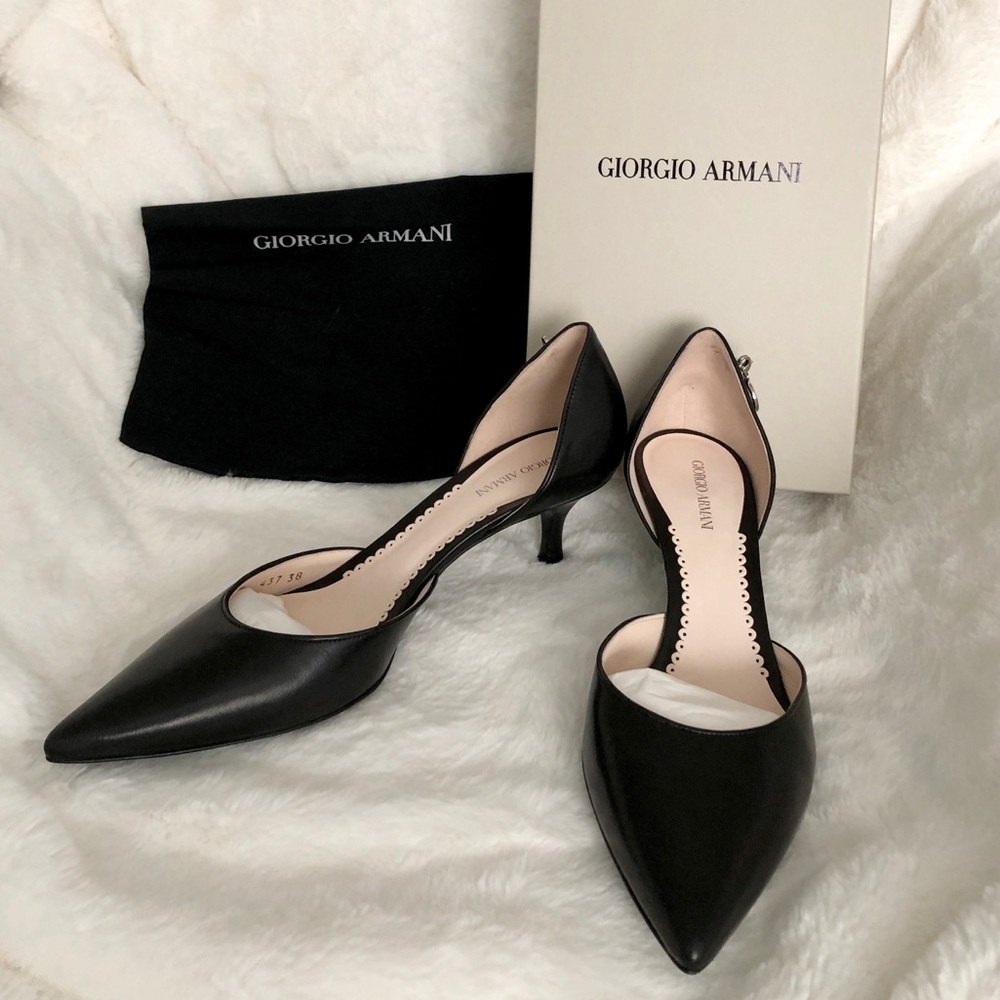 Authentic GIORGIO ARMANI Pointed Toe Heels NWB